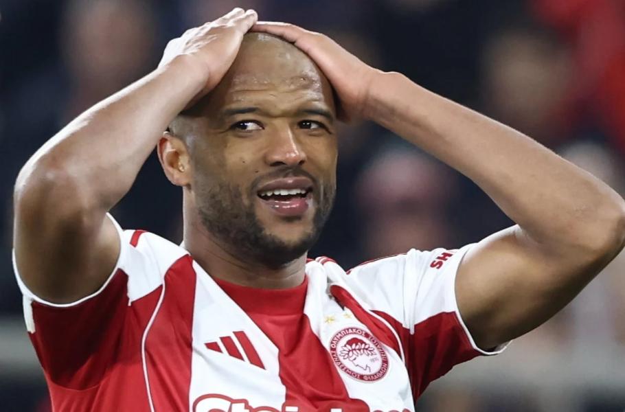 Τον… απέρριψε ο Ολυμπιακός και τώρα πάει Ντόρτμουντ - Άσχημα νέα για Ελ Κααμπί!