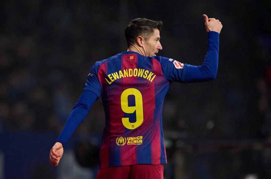 Στο... κόλπο για Λεβαντόφσκι η Μίλαν