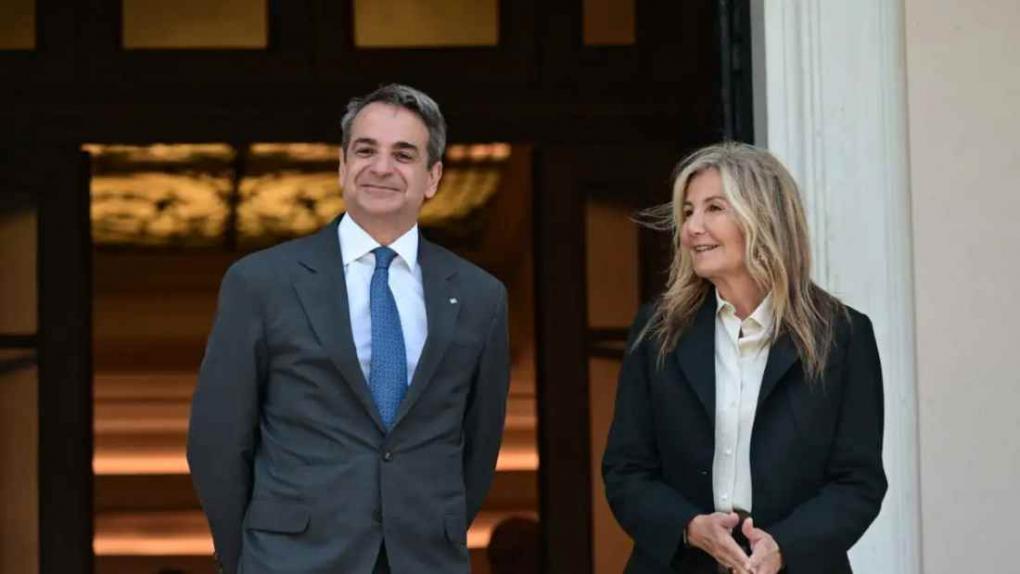 Μαρέβα Γκραμπόφσκι Μητσοτάκη: Σε νοσοκομείο της Λάρισας λόγω αδιαθεσίας – Έχει επιστρέψει στην Αθήνα