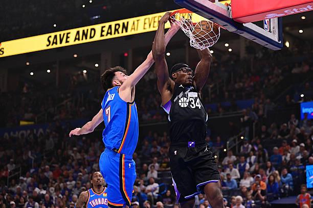 Οι Θάντερ ισοπέδωσαν τους Τζαζ και «κλείδωσαν» την πρωτιά στη Δύση