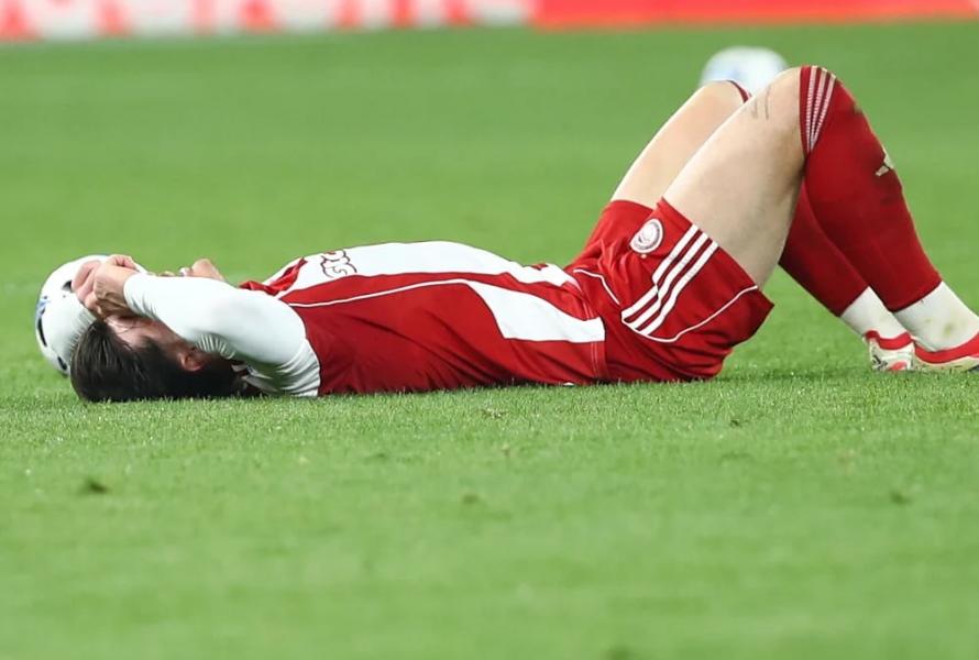 Πούλησε παίκτη ο Ολυμπιακός χωρίς να το μάθει κανείς - «Έχασε» 2 εκατ.!