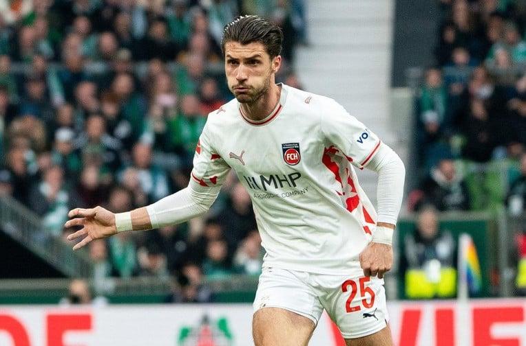 Μεγάλη ελληνική ομάδα για Στεργίου - Ανοιχτό και για Ολυμπιακό λόγω... Έσε!