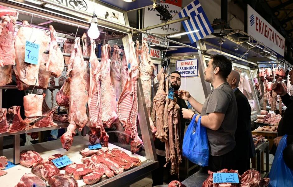 Χαοτική διαφορά: Πόσο πιο ακριβό είναι το πασχαλινό τραπέζι σε σχέση με το περυσινό