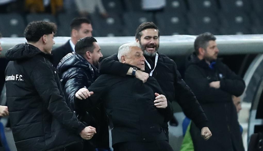 Τέλος ο Τσιμπανάκος από την Καλαμάτα: «Υπηρέτησε τον σύλλογο με αφοσίωση, επαγγελματισμό και υψηλό αίσθημα ευθύνης»