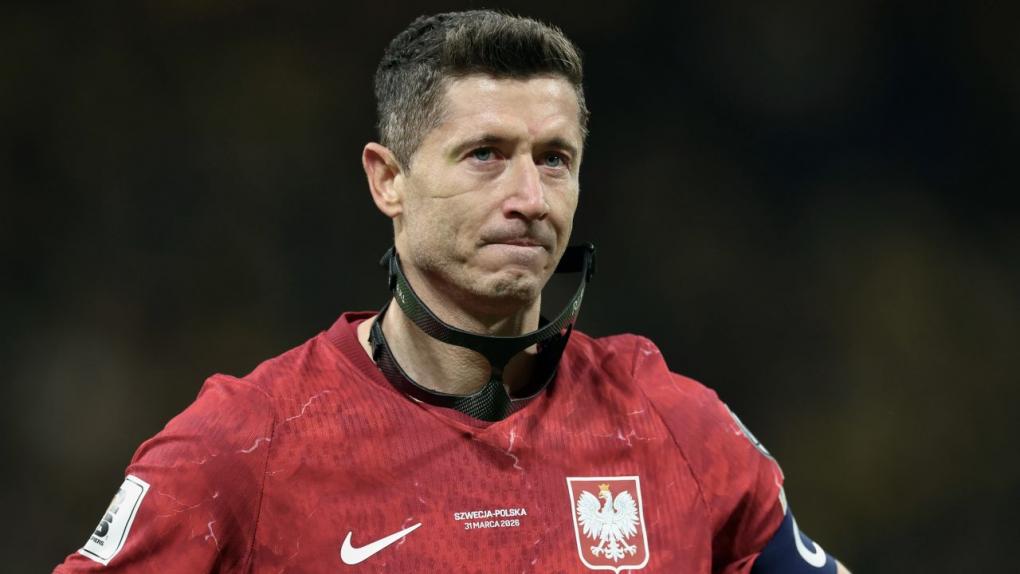 Τα είπε όλα χωρίς να μιλήσει: Η αντίδραση του Λεβαντόφσκι μετά τον αποκλεισμό της Πολωνίας (vid)