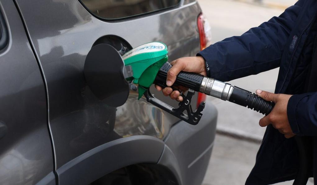 Στις 10 χώρες με την ακριβότερη βενζίνη παγκοσμίως η Ελλάδα – Πού κοστίζει 0,02 ευρώ/λίτρο