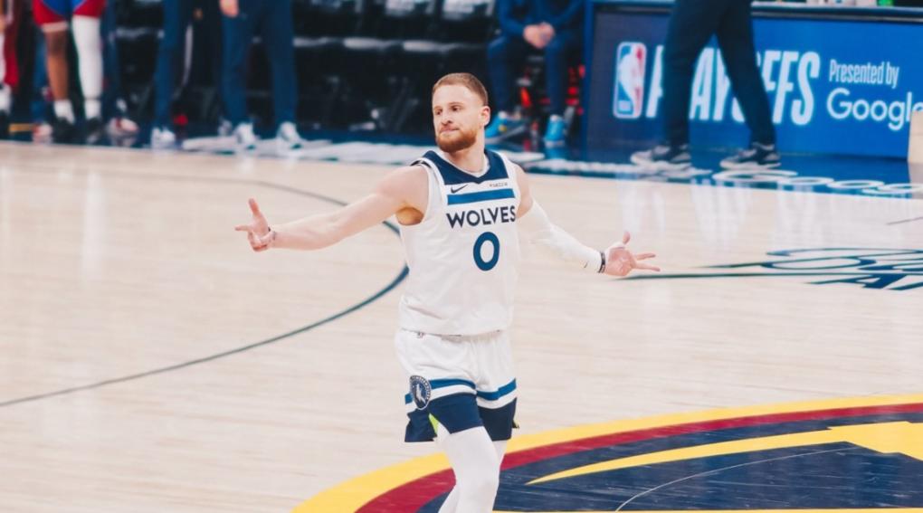 Οι Γουλβς «δάγκωσαν» τους Νάγκετς και ισοφάρισαν σε 1-1 (vid)