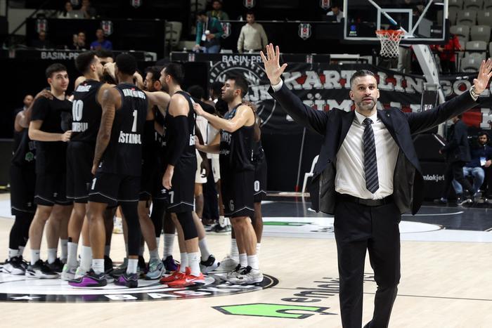 Αλιμπίγιεβιτς: «Αν δεν παίξουν Μπουργκ ή Μονακό η Μπεσίκτας μπορεί να είναι η επόμενη στη Euroleague»