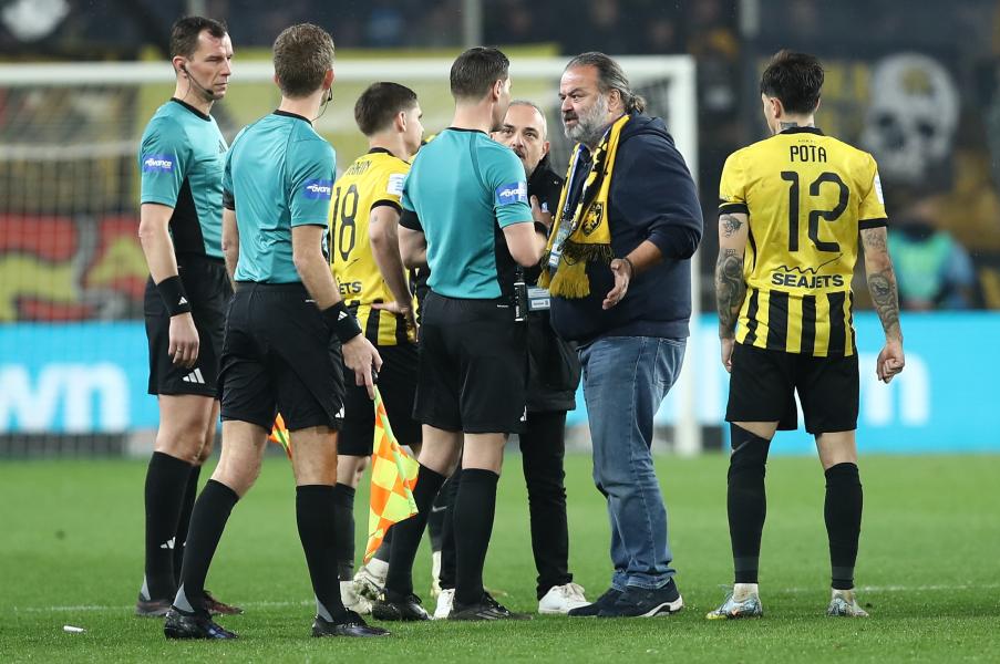 Η ΑΕΚ πάει να δώσει έναν τελικό, με τον διαιτητή που... ήθελε ο Ολυμπιακός
