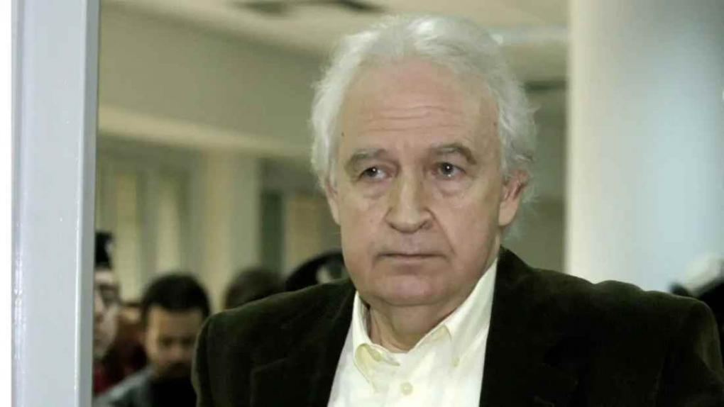 Αλέξανδρος Γιωτόπουλος: Οι πρώτες εικόνες του αρχηγού της 17Ν μετά την αποφυλάκισή του