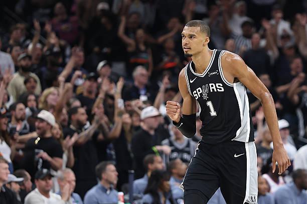 MVP των τελικών της Δύσης ο... εξωγήινος Ουεμπανιάμα (pic+vid)