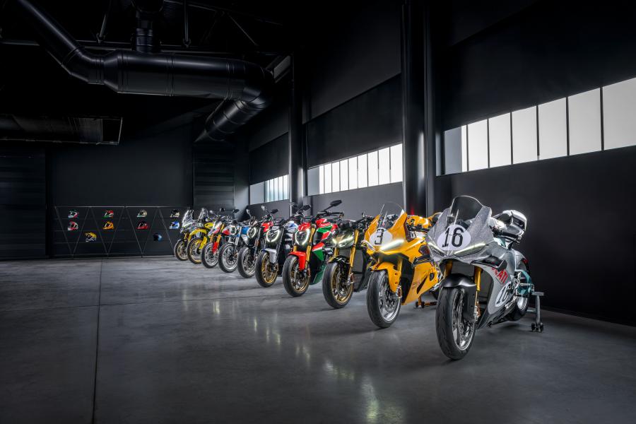 Η Ducati παρουσιάζει την Collezione 100: Δέκα μοναδικές μοτοσυκλέτες για τα 100 χρόνια ιστορίας της