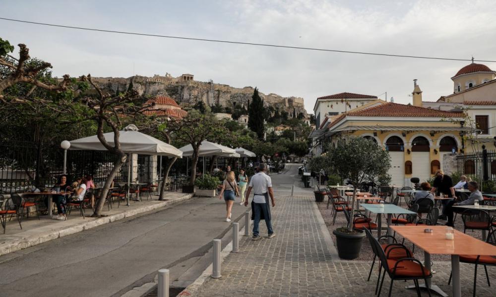 Στο ΣτΕ η απόφαση για την λειτουργία των Airbnb στην περιοχή της Πλάκας