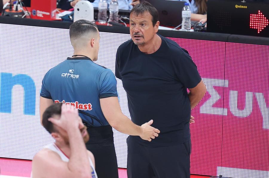 «Σε όλους τους τελικούς παίζει με παίκτη παραπάνω 