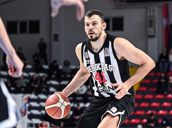 «Ματιές» του Άρη Betsson στον Άντε Ζίζιτς