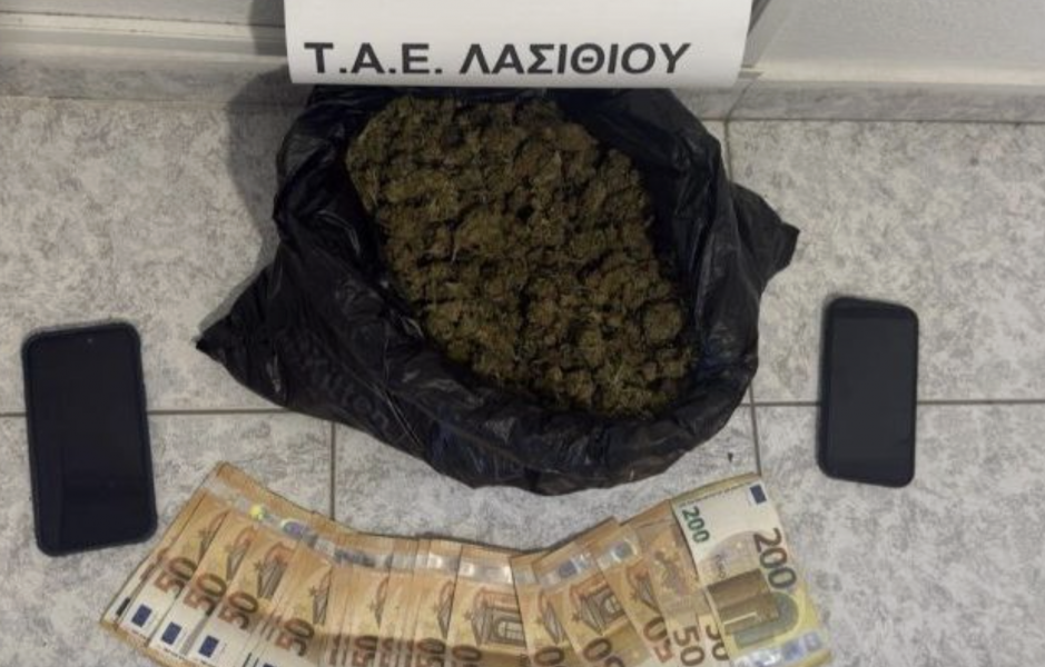 Κρήτη: Νεαροί dealers πιάστηκαν στον ΒΟΑΚ με ένα κιλό χασίς και πάνω από 3.000 ευρώ