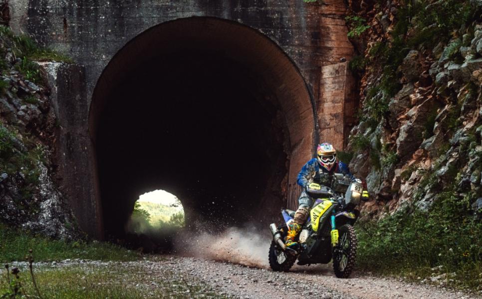 MOTOTREND SA - Hellas Rally Raid 2026: Διάκριση για τον Πέτρ
