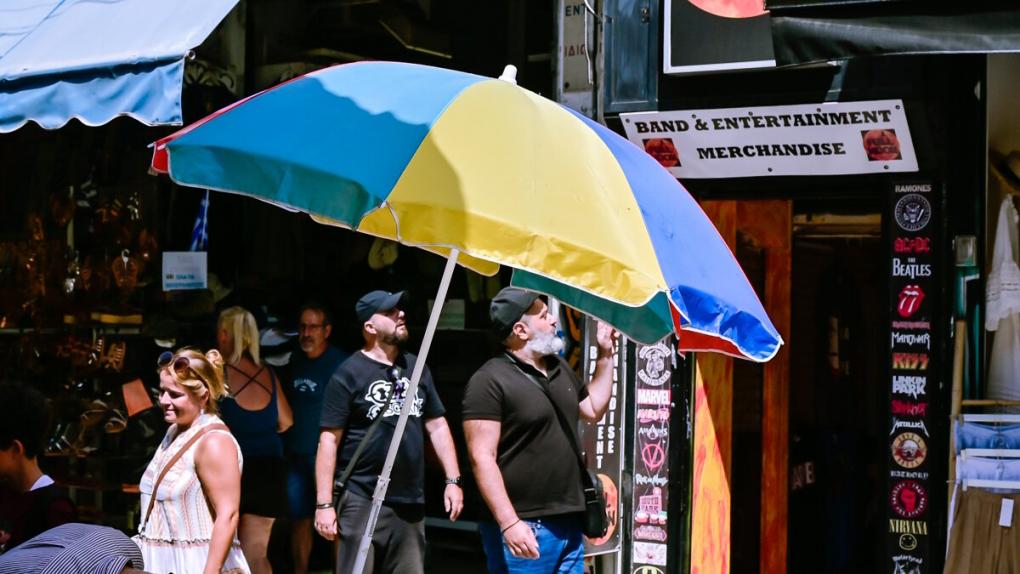 Καιρός σήμερα: Στους 35 βαθμούς η θερμοκρασία – Βροχές στα ηπειρωτικά