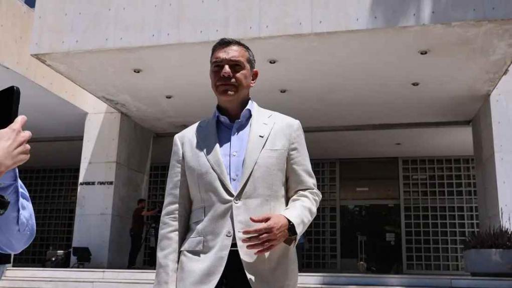Δημοσκόπηση GPO: Δεύτερη η ΕΛΑΣ του Αλέξη Τσίπρα – Από ποια κόμματα παίρνει τους περισσότερους ψηφοφόρους