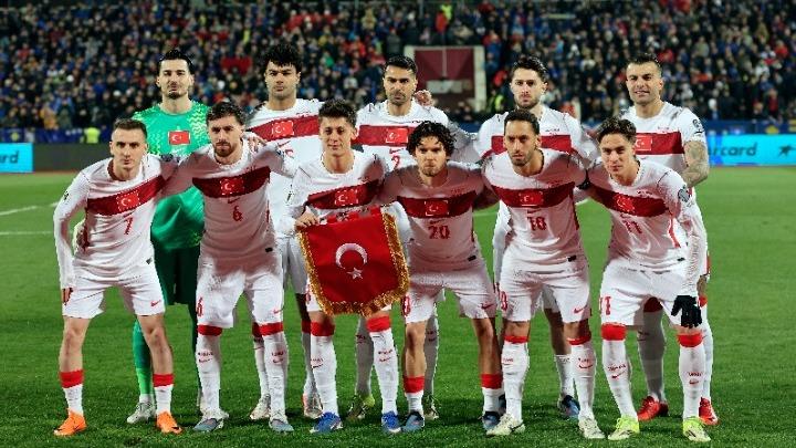 Μοντέλα: «Ο Γκιουλέρ έχει ποιότητα και διαχειρίζετ