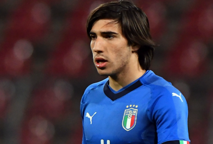 Όλη η Ιταλία θέλι Τονάλι και εκείνος θέλει Μίλαν!