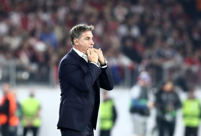 Μίτσελ στους παίκτες: «Μην απογοητεύεστε, πάμε για το πρωτάθλημα»