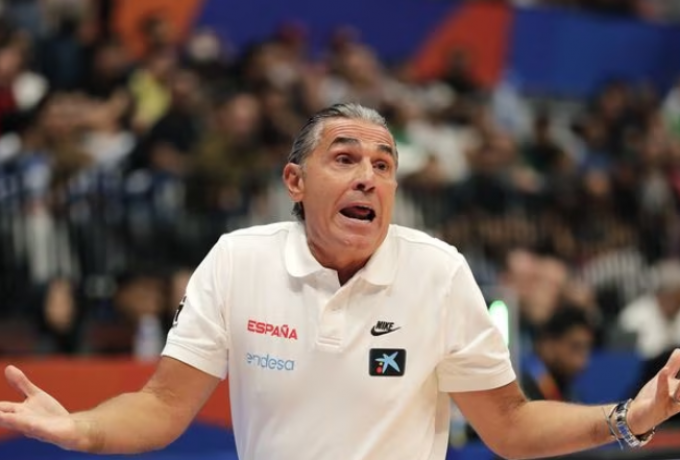Σκαριόλο: «Ο Νούνιεθ προορίζεται για αρχηγός της ομάδας»
