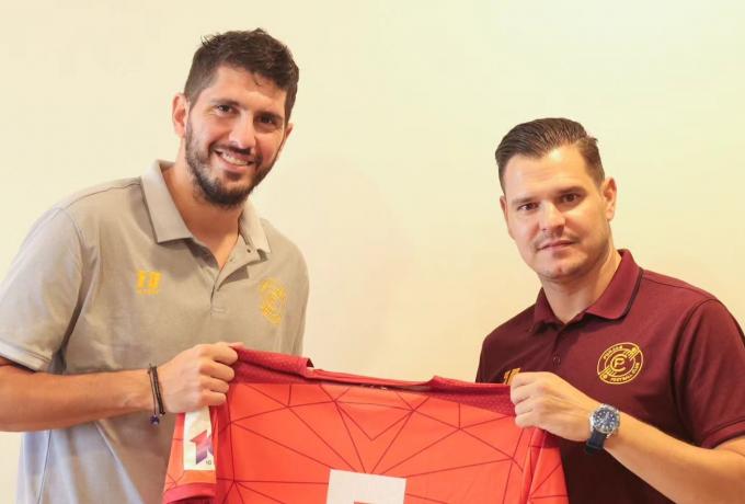 Στην Ινδία ο Δημήτρης Χατζηισαΐας: Συνεχίζει στην ομάδα του Βεργέτη (pic)