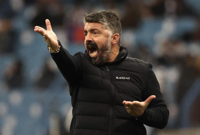 Ο Γκατούζο έκανε δώρο i-phone στους παίκτες του μετά το διπλό στην έδρα της Ντινάμο Ζάγκρεμπ