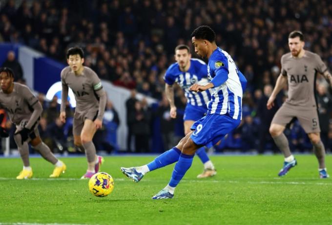Η Μπράιτον επικράτησε της Τότεναμ και την άφησε εκτός τετράδας