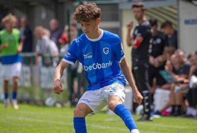 Κοντά στην πρώτη ομάδα της Γκενκ ο 16χρονος Καρέτσας!