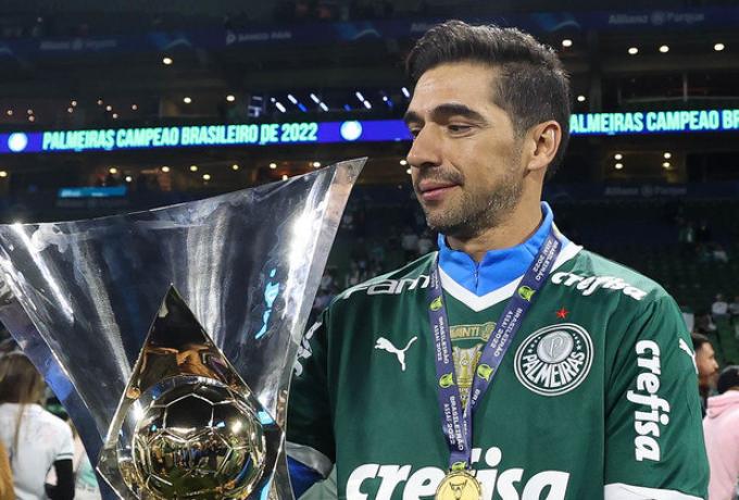 Ανανέωσε ο Αμπέλ Φερέιρα με την Παλμέιρας!