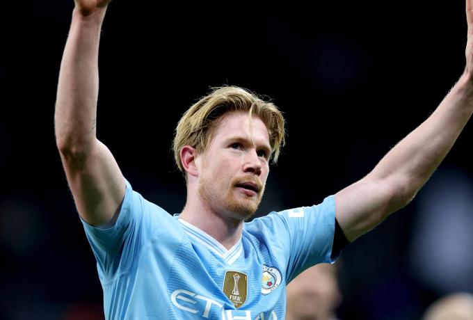 Ντε Μπρόινε: «Η γυναίκα μου πιστεύει ότι θα γίνω καλός προπονητής»