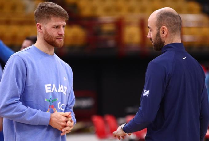 Ουόκαπ: «Μεγάλη περηφάνεια να παίζεις για την Εθνική ομάδα»