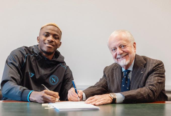 Πρόεδρος Νάπολι: «Θα είναι δύσκολο να κρατήσω τον Οσιμέν και τη νέα σεζόν»