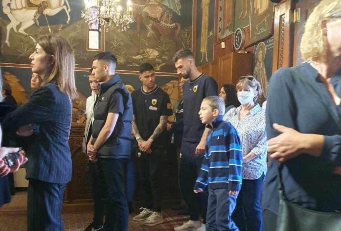 Προσευχήθηκαν στην Αγία Μαρίνα Εκάλης οι Μήτογλου, Αθανασιάδης και «Γαλανό» (pics)