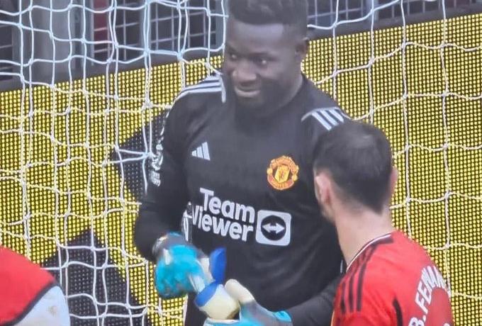 Κάποιοι τον κορόιδεψαν, αλλά είχε τον λόγο του: Γι’ αυτό ο Ονάνα έβαζε βαζελίνη στα γάντια του