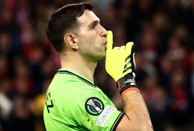 Το εξωφρενικό ποσοστό που έχει στα πέναλτι ο Εμιλιάνο Μαρτίνες! (vid)