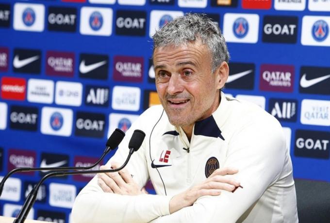 Λουίς Ενρίκε:«Αντιπροσωπεύω καλύτερα τις αξίες της Μπαρτσελόνα από τον Τσάβι» (vid)