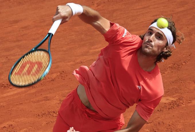 Με δυσκολία στα προημιτελικά ο Τσιτσιπάς