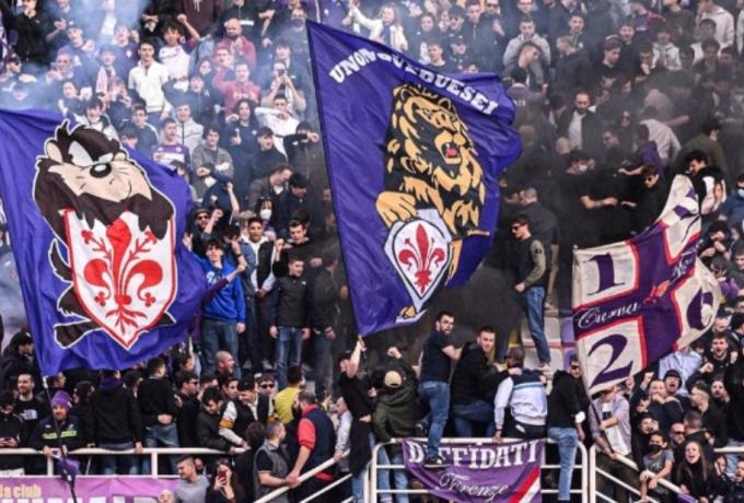 Έκλεισαν και τρίτο τσάρτερ οι οπαδοί της Φιορεντίνα για τον τελικό του Conference