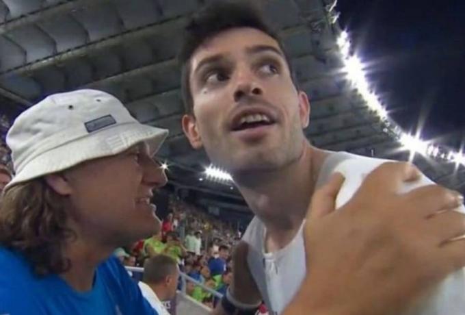 Πομάσκι για Τεντόγλου: «Είναι ο θρύλος του μήκους – Είμαι τυχερός που τον έχω»