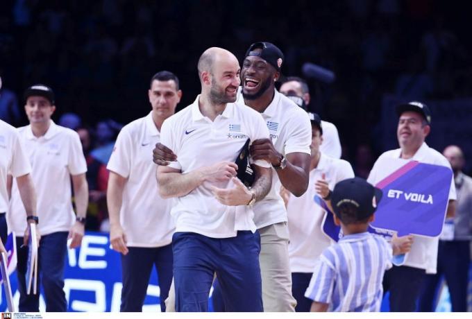 Σπανούλης: «Προσπάθησα να φέρω στην ομάδα όσα έζησα – Όσο δουλεύεις σκληρά κερδίζεις