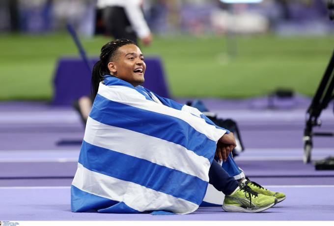 Αποθέωση για τον Ολυμπιονίκη Καραλή (vid)