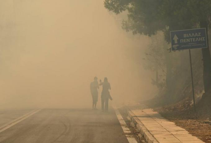 Τον γύρο του κόσμου η «πύρινη κόλαση» στην Αττική