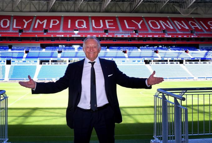 Ολάς: Ο πρώην πρόεδρος της Λυών αφήνει το ποδόσφαιρο για την πολιτική και προκαλεί αντιδράσεις!