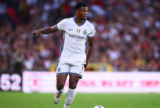 Ο Ντάμφρις υπογράφει νέο συμβόλαιο με την Ίντερ