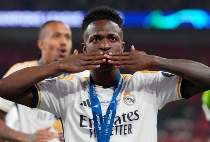 Βινίσιους για τις ρατσιστικές επιθέσεις: «Έχω υποφέρει πολύ, είναι μάχη που πρέπει να δώσουμε όλοι»