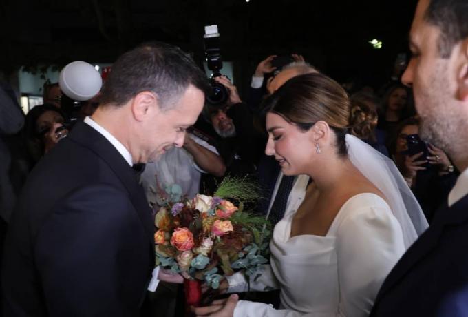 Χάρης Δούκας: Παντρεύτηκε στη Θήβα ο Δήμαρχος Αθηναίων – Εντυπωσιακή η Γεωργία Πολυτάνου