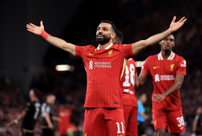 Η Μπαρτσελόνα… καραδοκεί για τον Σαλάχ